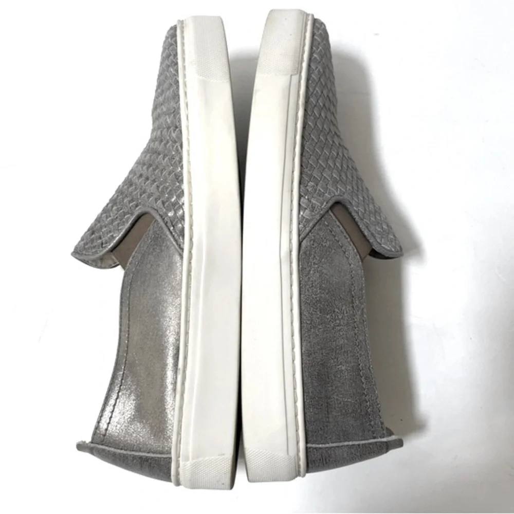 The FLEXX “Sneak Name” Slip-on Sneaker Size 10